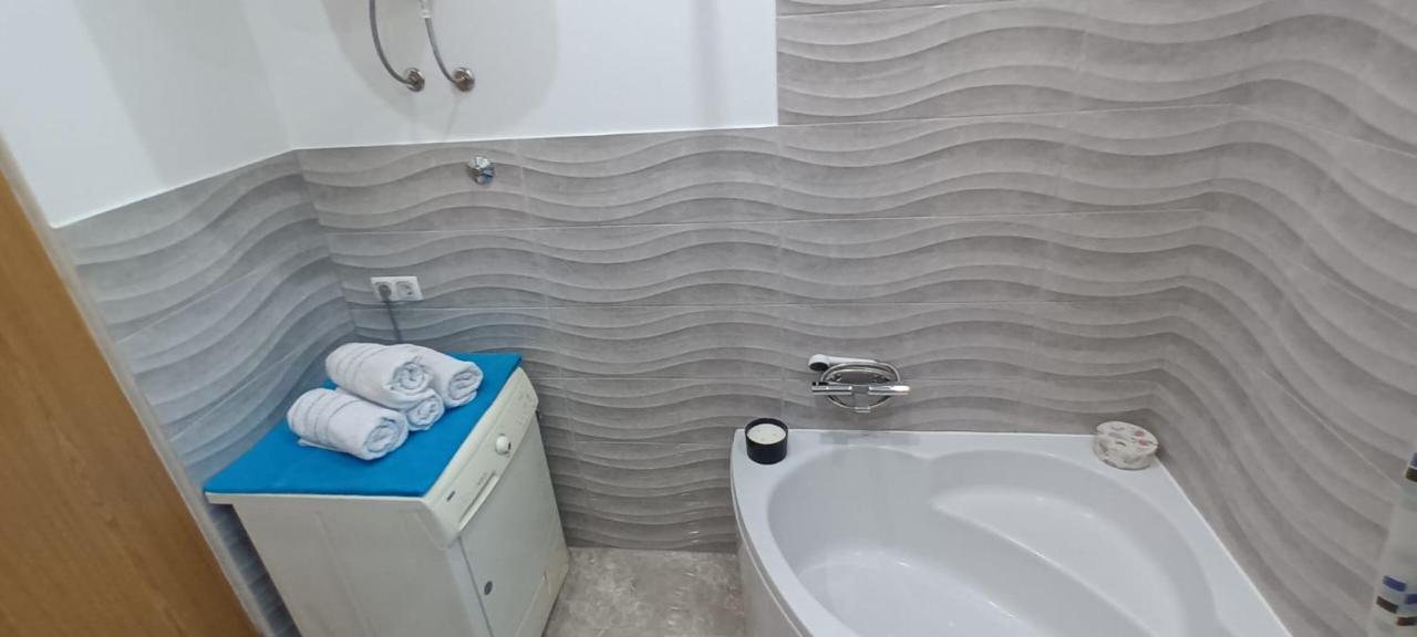 Leggiero Villa Benkovac Luaran gambar