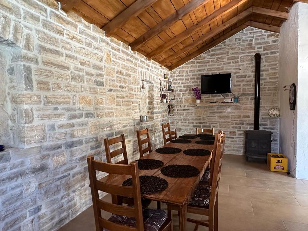 Leggiero Villa Benkovac Luaran gambar