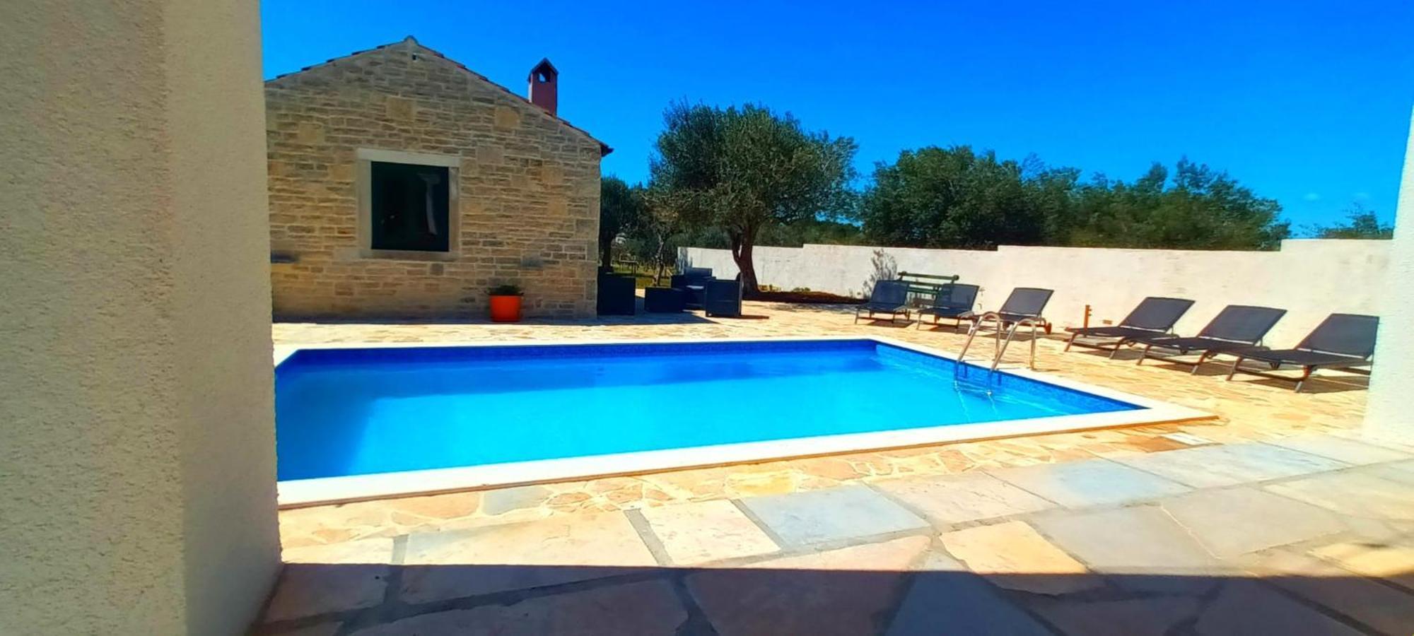 Leggiero Villa Benkovac Luaran gambar
